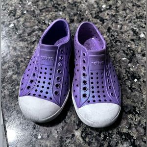 Native Kids Shoes Size C9